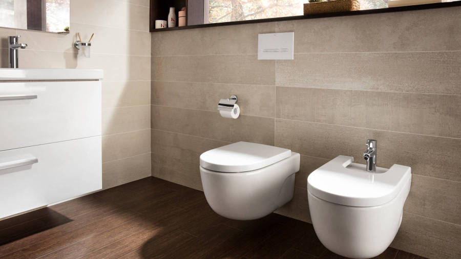 Meridian wall-hung toilet and bidet by Roca