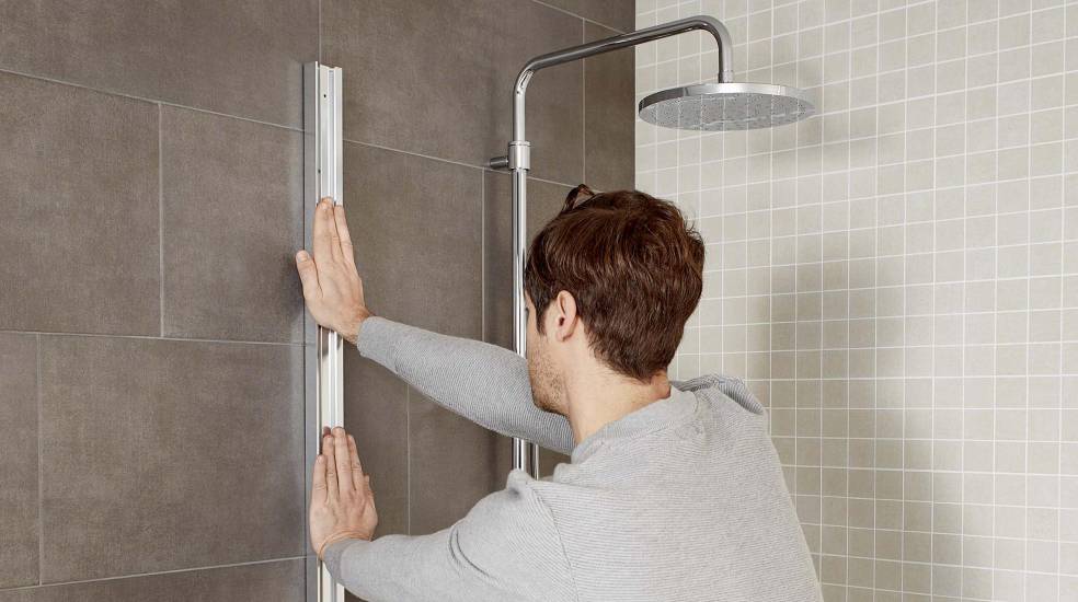 Naray shower enclosure