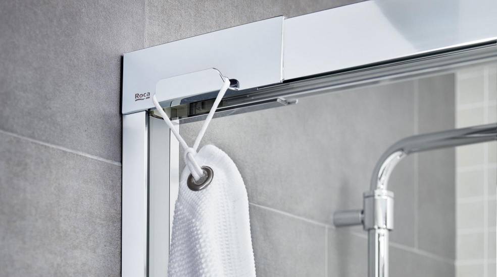 Naray shower enclosure