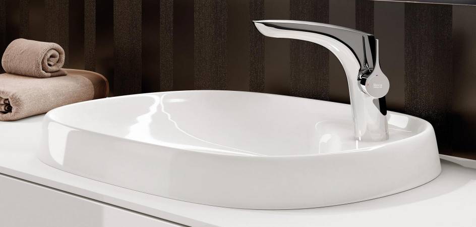 BATHROOM FAUCETS: SAVE WATER AND ENERGY