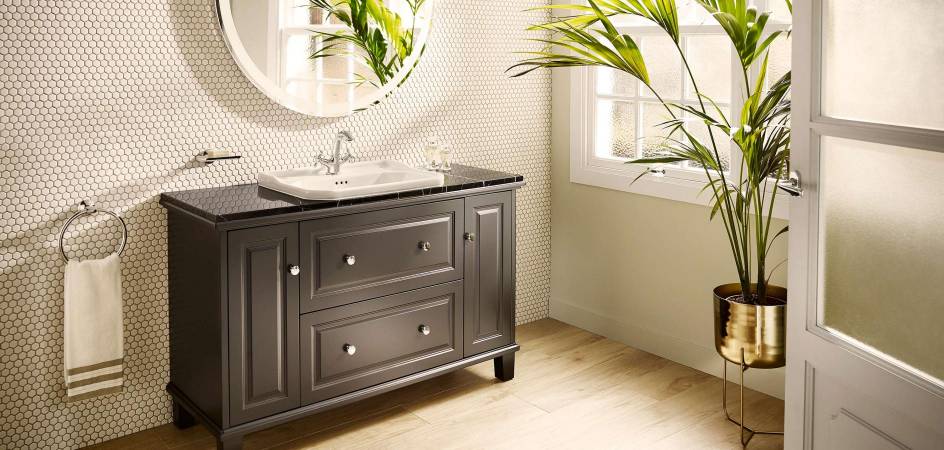 RUSTIC BATHROOM FURNITURE WITH DESIGN