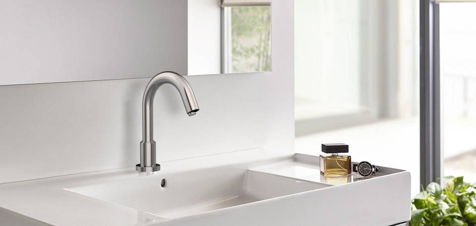 Faucet with presence sensor: top hygiene, also at home - Roca