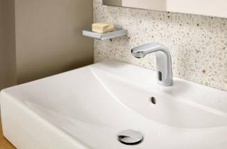 Benefits of installing a battery-powered electronic faucet  - Roca